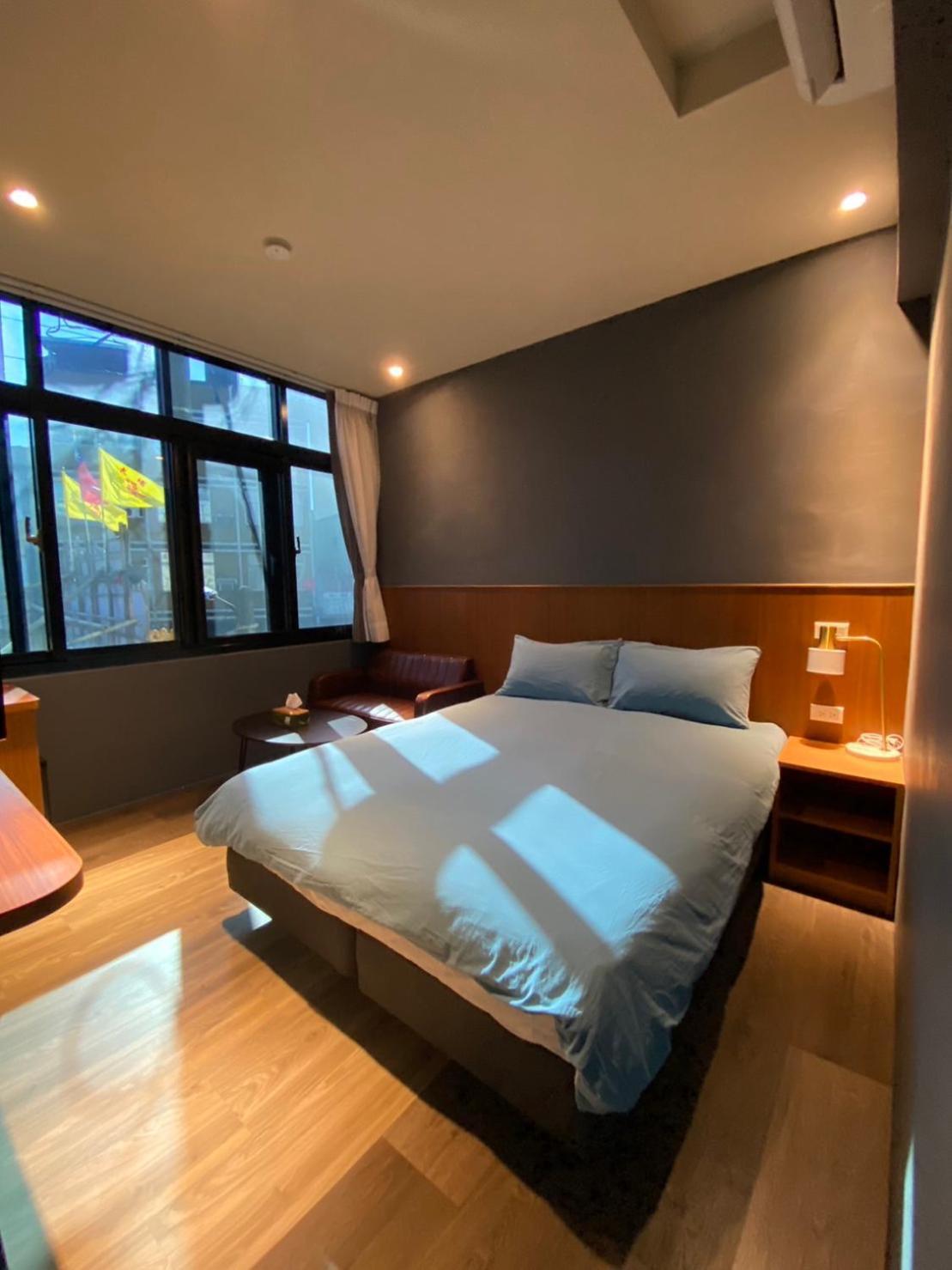 良文旅2館ryou Hotel Vintage - II Tainan Exterior foto