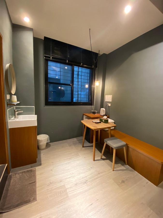 良文旅2館ryou Hotel Vintage - II Tainan Exterior foto
