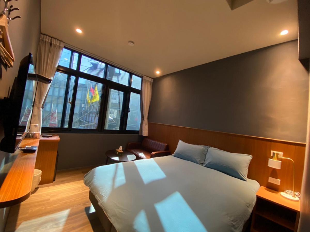 良文旅2館ryou Hotel Vintage - II Tainan Exterior foto